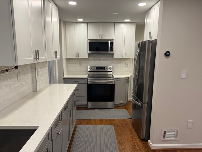 Photo - 2321 Riverview Terrace