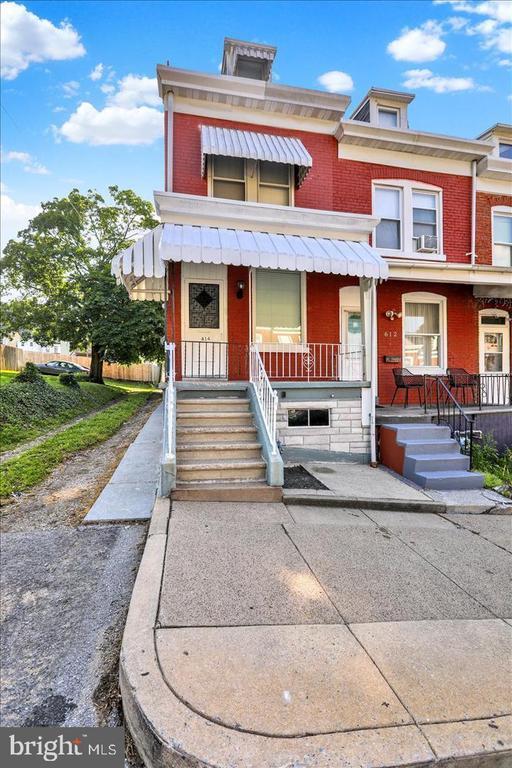 Building Photo - 614 S 18 1/2 St Rental