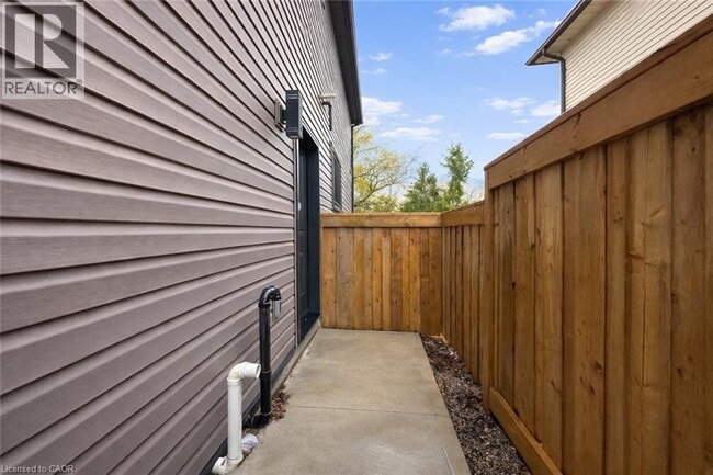 Photo - 18 Stanley Ave