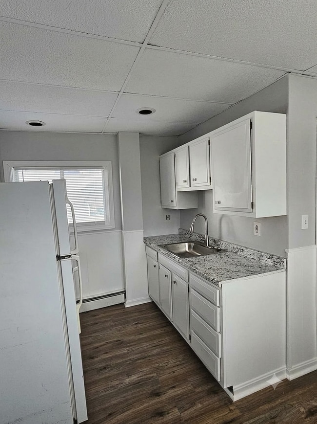 Kitchen - 78 Arlington St Unit 78 Arlington