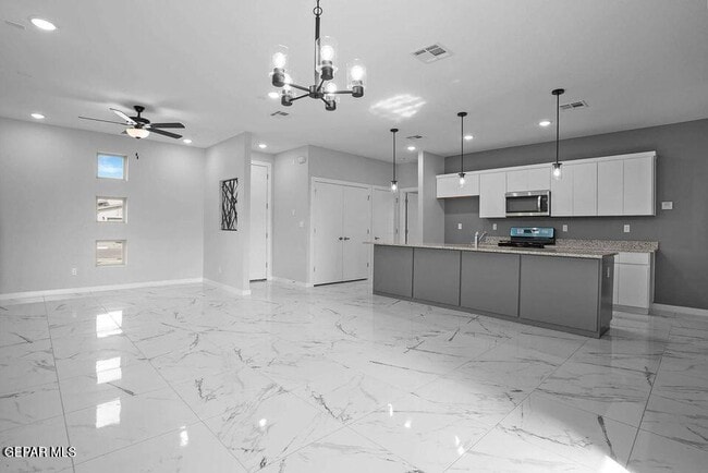 Photo - 11498 Summer Dr