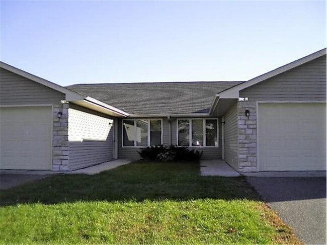 Photo - 626 W 8th St Townhome