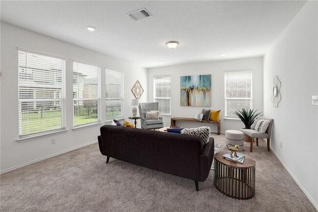 Photo - 808 Desaix Dr