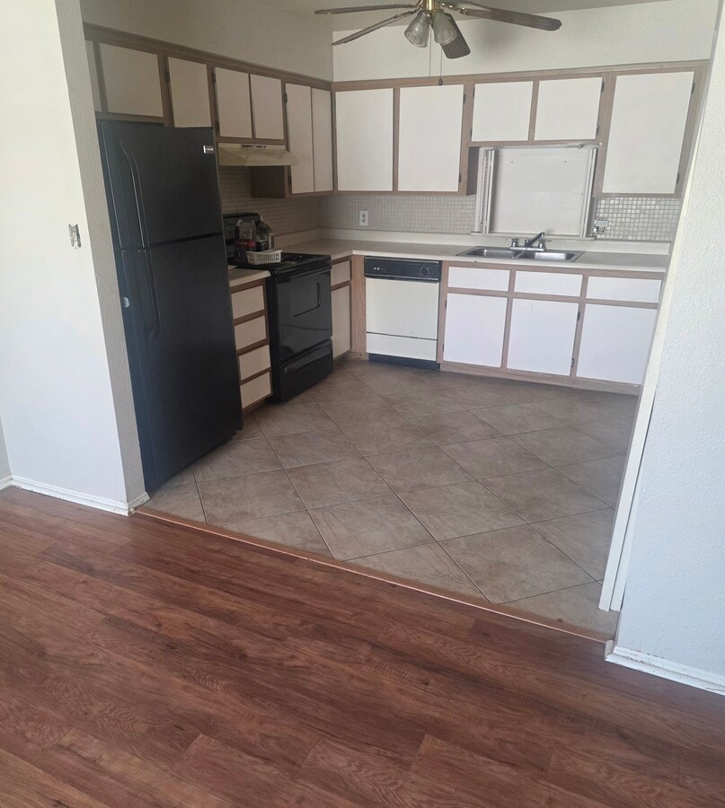 Photo - 2151 N Meridian Dr Unidad ACOMA ESTATES