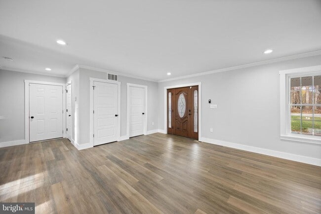 Photo - 1322 W King Rd