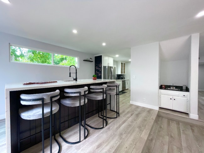 Photo - 7842 W 79th St