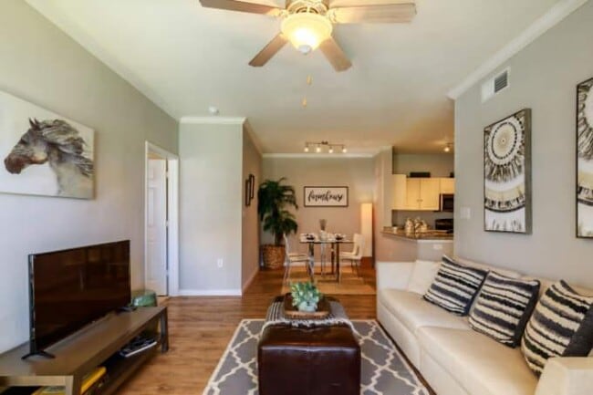 Building Photo - 3 bedroom in Houston TX 77089 Unit 3292 Rental