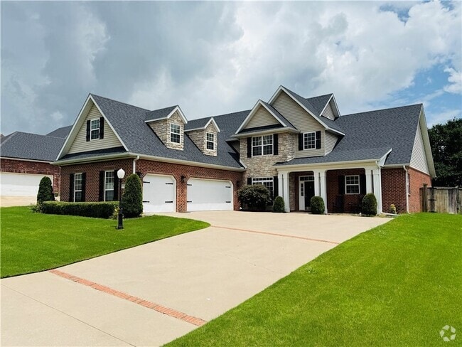 Building Photo - 4754 Stonewall Crossing Rental