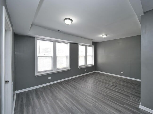 Photo - 346 N Laramie Ave Unit 2W
