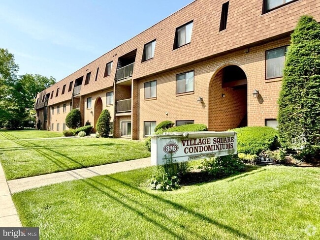Building Photo - 316 White Horse Pike Rental