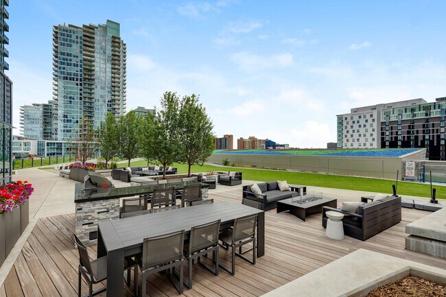 Arris East - Terrace Lounge - Arris East