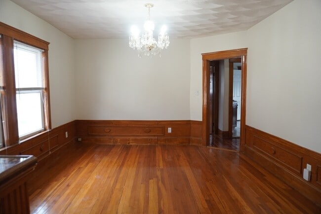 Photo - 70 Brook Rd Unit 2