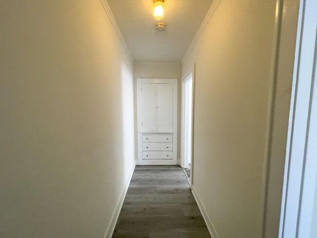 Photo - Bright & Inviting 1BR in the Heart of North Alhambra Unit 803 1/2