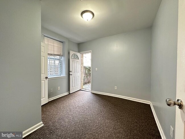 Photo - 1835 N Bouvier St