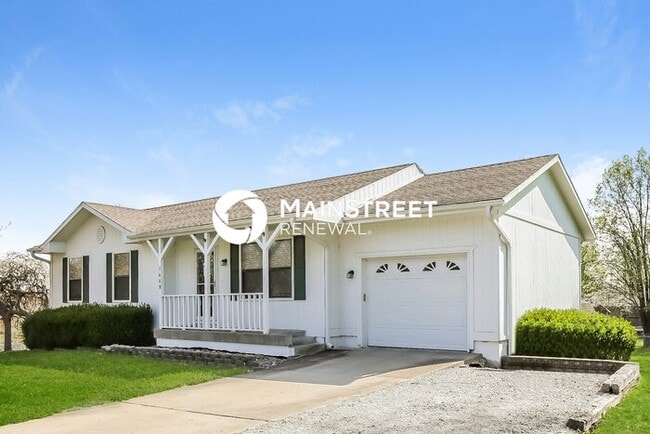 Photo - 3 Bedroom Pet-Friendly Home in Pleasant Hi...