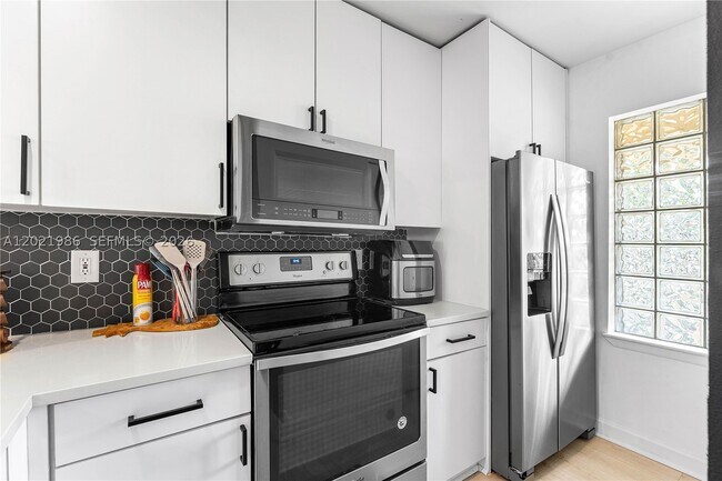 Photo - 312 West Dr Unit 312