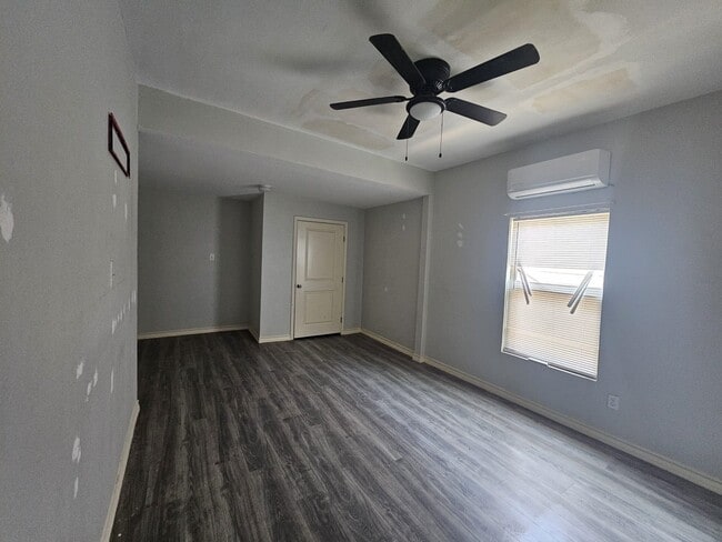 Photo - 1319 Santa Maria Ave