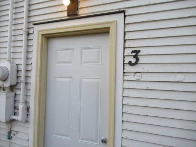 Photo - Cozy studio apartment conveniently located on South 6th Street #3