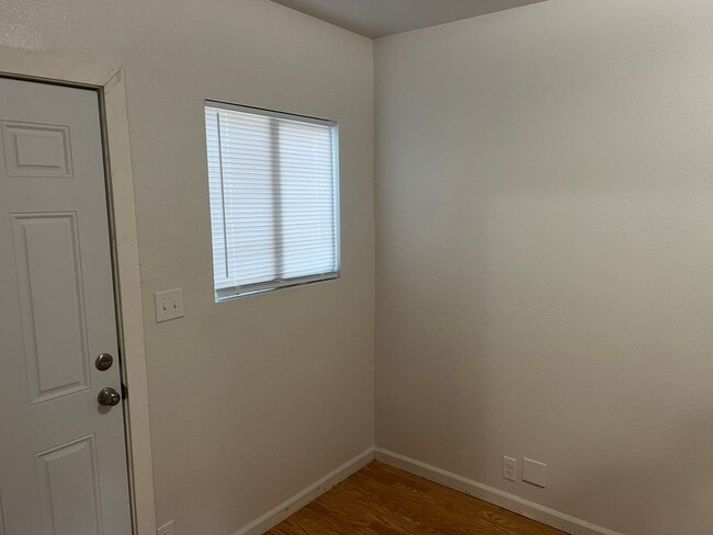 Photo - 919 Kentucky St Unit 919 Kentucky St 1/2 Rear