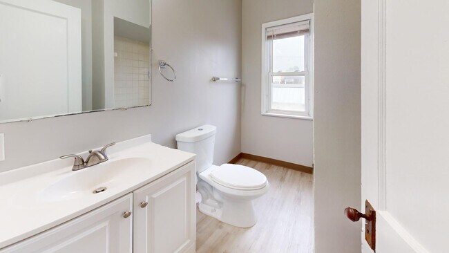 Photo - 7401 Jameson Rd Unidad Up