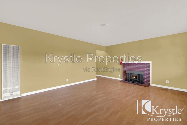 Photo - 2444 Springs Rd