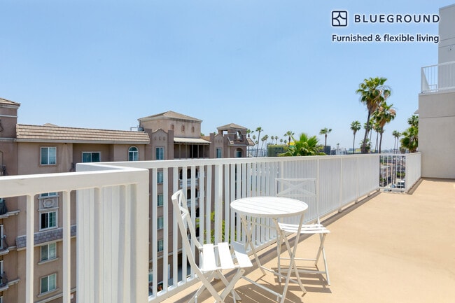 Photo - 839 Fedora St Unidad FL6-ID774