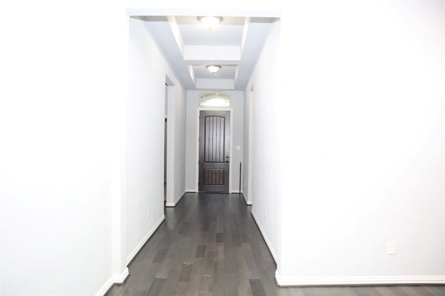 Photo - 4553 New Country Dr