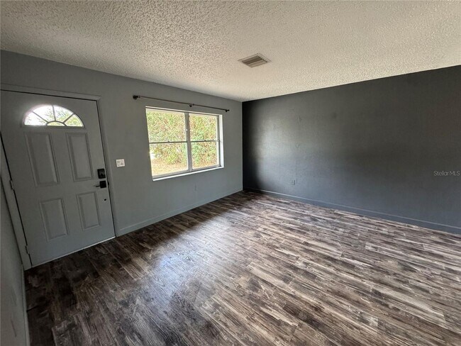 Photo - 3Br/1Ba Pet Friendly With Large Fenced Back Yard