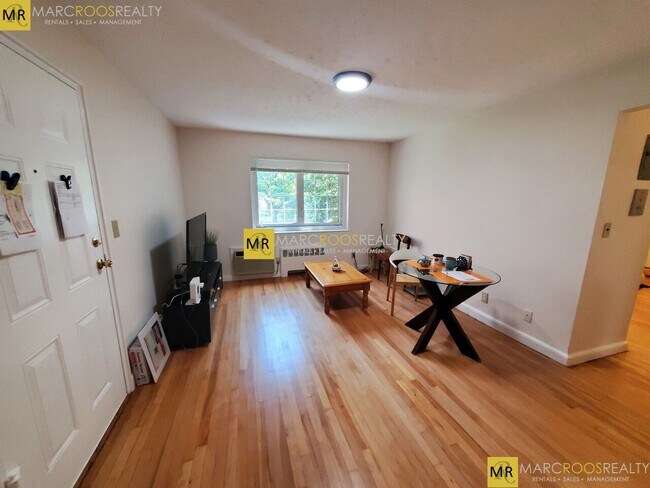 Photo - 28 Saint Paul St Unit 1