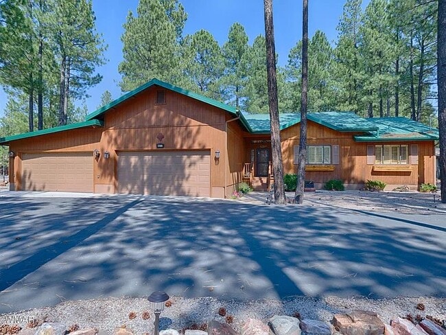 Building Photo - 6577 Mark Twain Dr