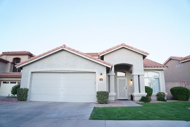 Building Photo - Beautiful Chandler Rental Dobson & Ray