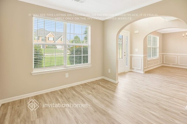 Photo - 115 Heaton Dr