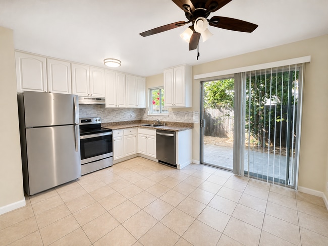 Photo - 4560 Thornton Ave Unit #4