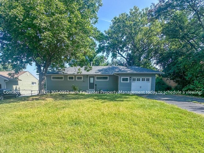 Building Photo - 4 Bedroom 2 bath Rental