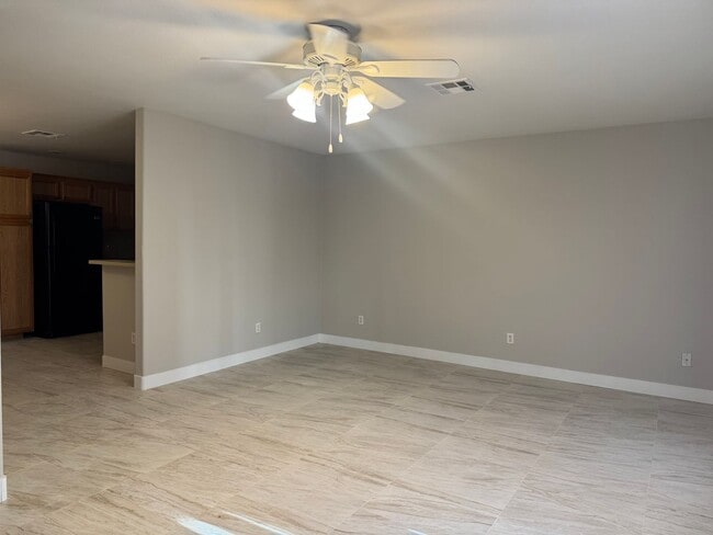 Photo - Great townhome in gated community, 3brs, 2bth, 2cg