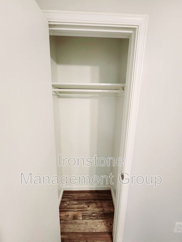 Photo - 4511 E 31st St Unidad #21