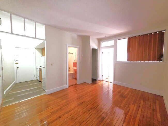 Photo - No Brokers Fee, No Security Deposit,  Heat, Hot Water Included, Elevator, Laundry, Parking for Rent