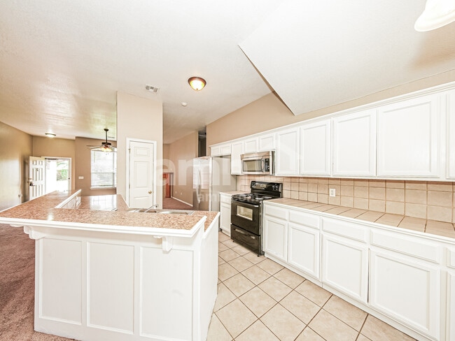 Photo - 316 SW 40th St