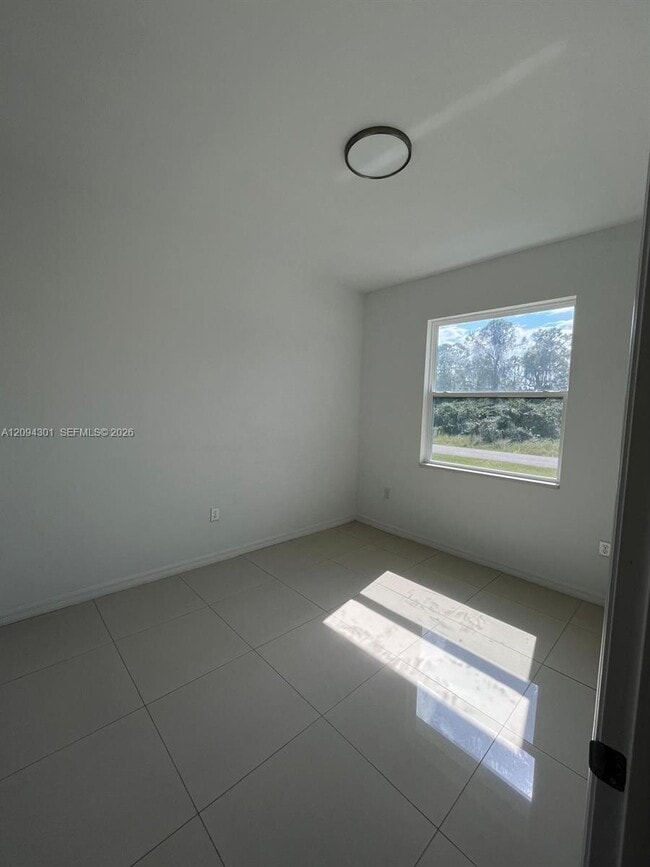 4700 29th St SW Unit 4700