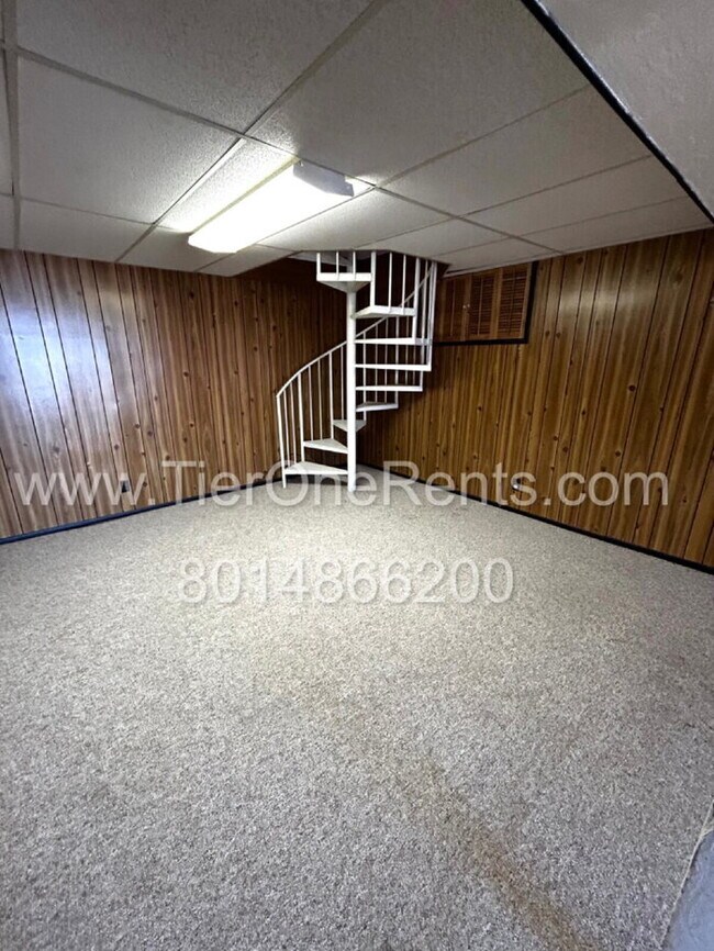 Photo - NO DEPOSIT option available for qualified renters!