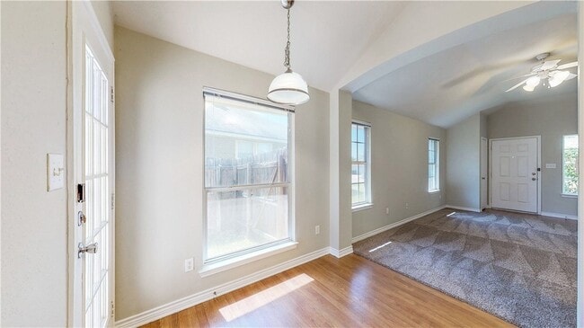 Photo - 1000 Windmeadows Dr