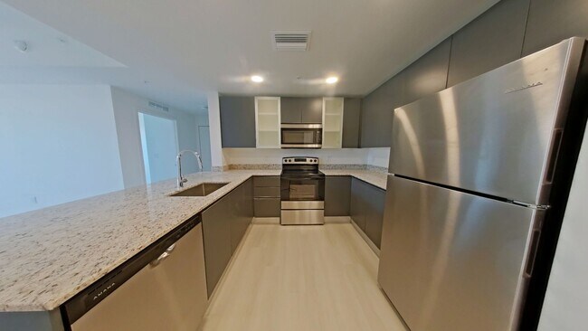 Photo - 2 Bed / 2 Bath Condo for Rent in Millenia Park – Orlando