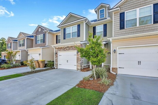 Photo - 285 Cantle Dr