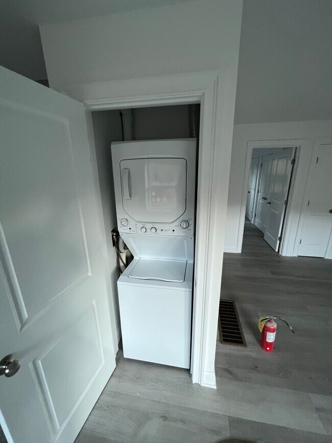Washer Dryer in unit - 81 N Main St Unit 4