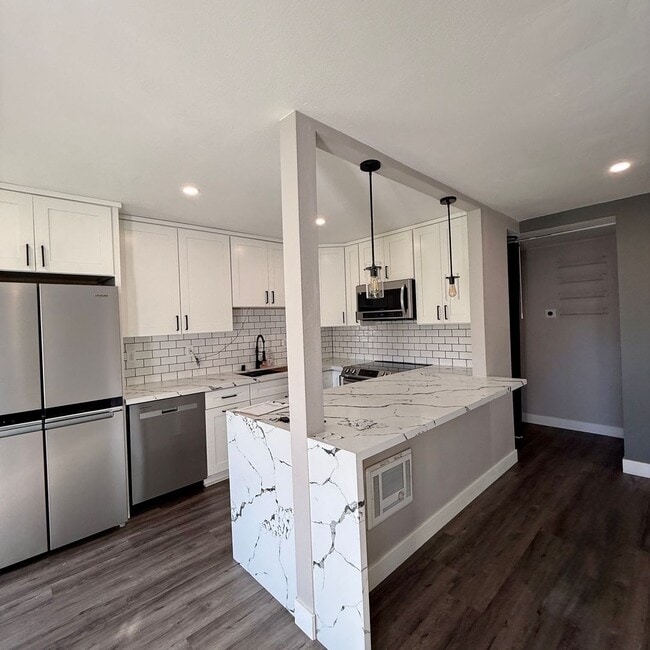 Photo - Stunning 2 bedroom, 1.5 bathrooms, 2 story townhouse for rent in Allure Condos in Serra Mesa!