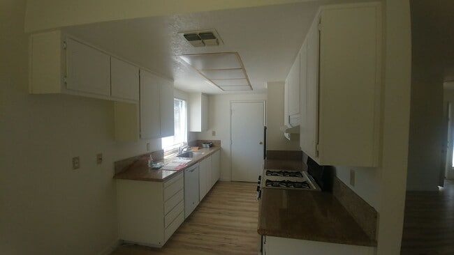 Photo - House: 3 Bedroom / 2 Bathroom - Loomis (COMING SOON!!)