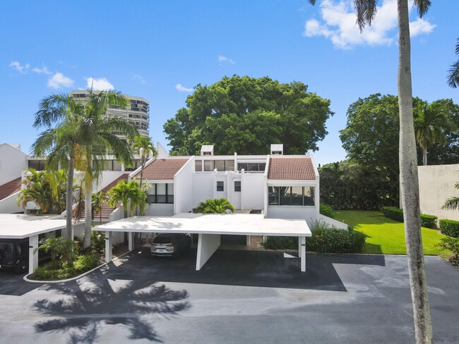 Photo - 1900 Presidential Way Unidad 1-F