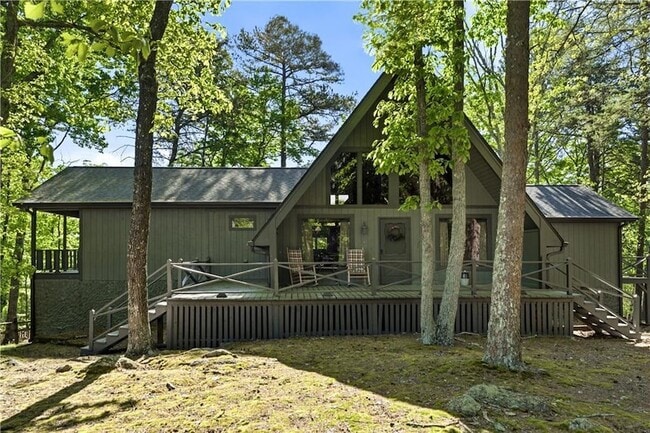 Photo - 114 Cherokee Dr S