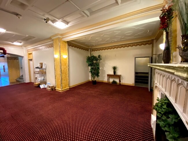 Photo - 839 W Sheridan Rd Unidad 320