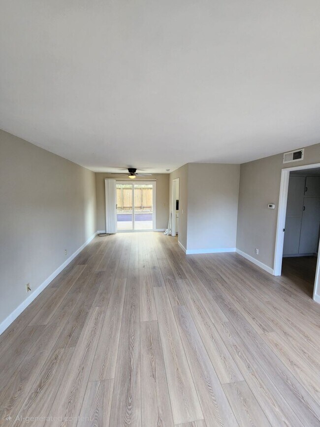 Photo - 2 bed/1 bath Condo in Cardiff - West of I-5